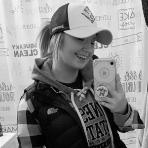 Meet your Posher, Alana